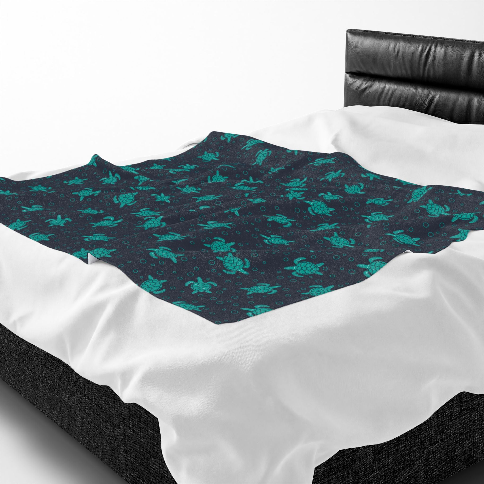 Sea Turtle Plush Blanket | Soft Velveteen Throw